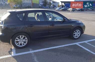 Хэтчбек Mazda 3 2006 в Ивано-Франковске