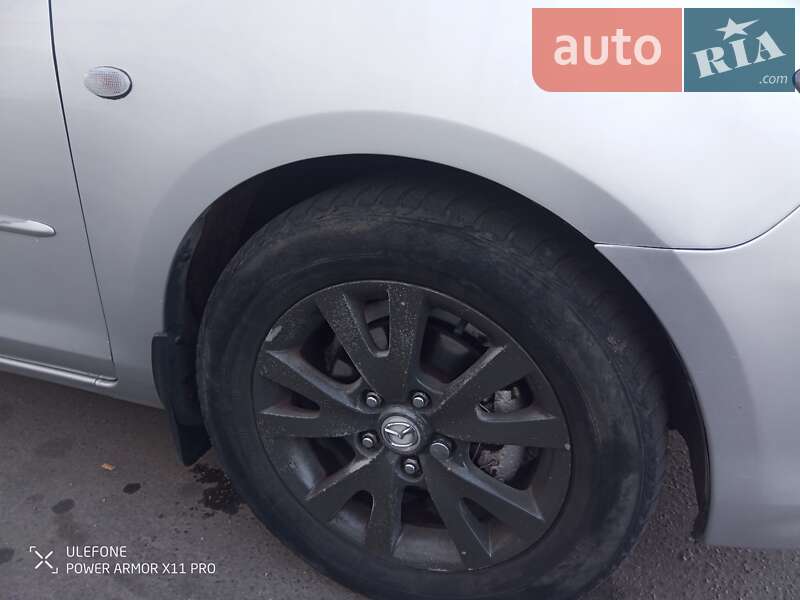 Седан Mazda 3 2006 в Умани