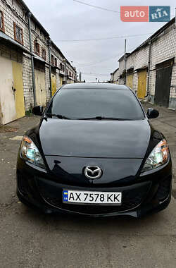 Седан Mazda 3 2013 в Харкові