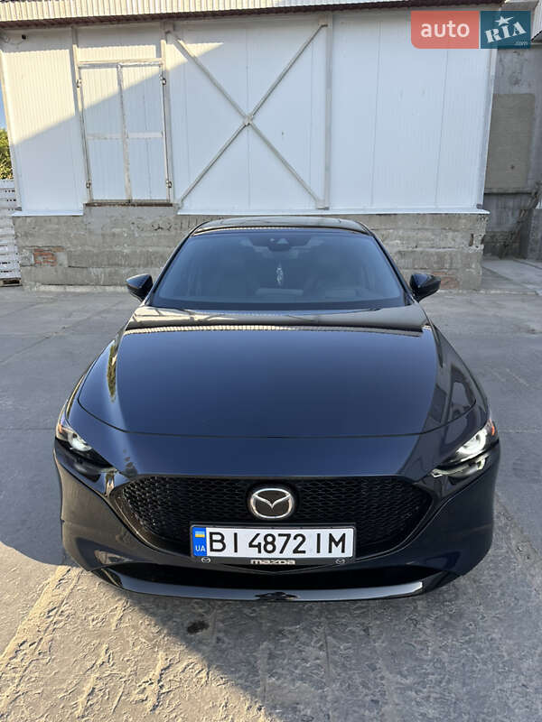 Хэтчбек Mazda 3 2019 в Кременчуге