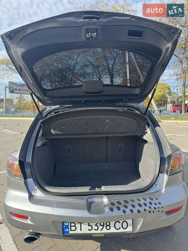 Хэтчбек Mazda 3 2005 в Одессе