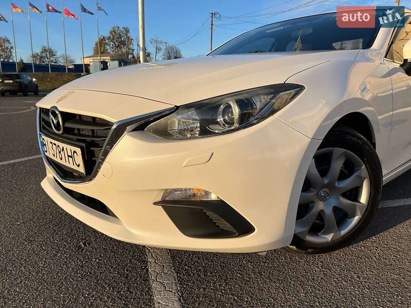 Седан Mazda 3 2014 в Виннице