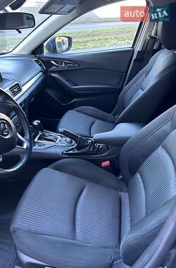 Седан Mazda 3 2014 в Вінниці