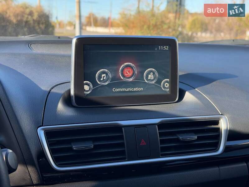 Хетчбек Mazda 3 2015 в Кривому Розі