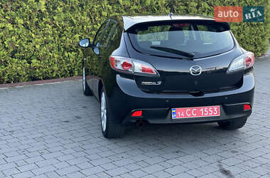 Хэтчбек Mazda 3 2011 в Стрые