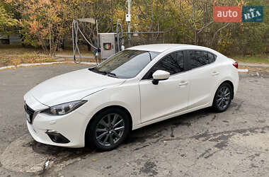 Седан Mazda 3 2015 в Полтаві