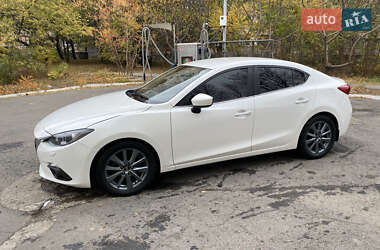 Седан Mazda 3 2015 в Полтаве