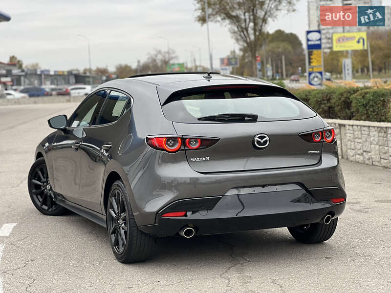 Mazda 3 2019