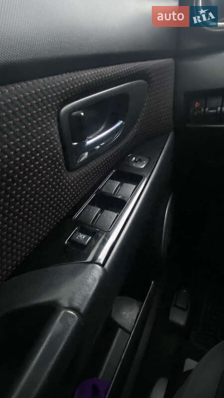 Седан Mazda 3 2008 в Варві