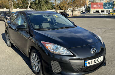 Седан Mazda 3 2013 в Києві