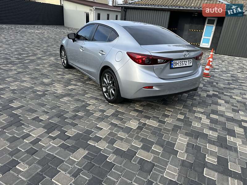 Седан Mazda 3 2018 в Одессе