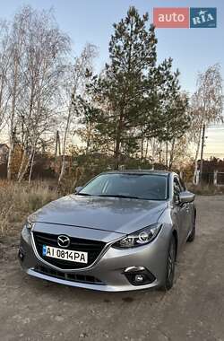 Седан Mazda 3 2014 в Виннице