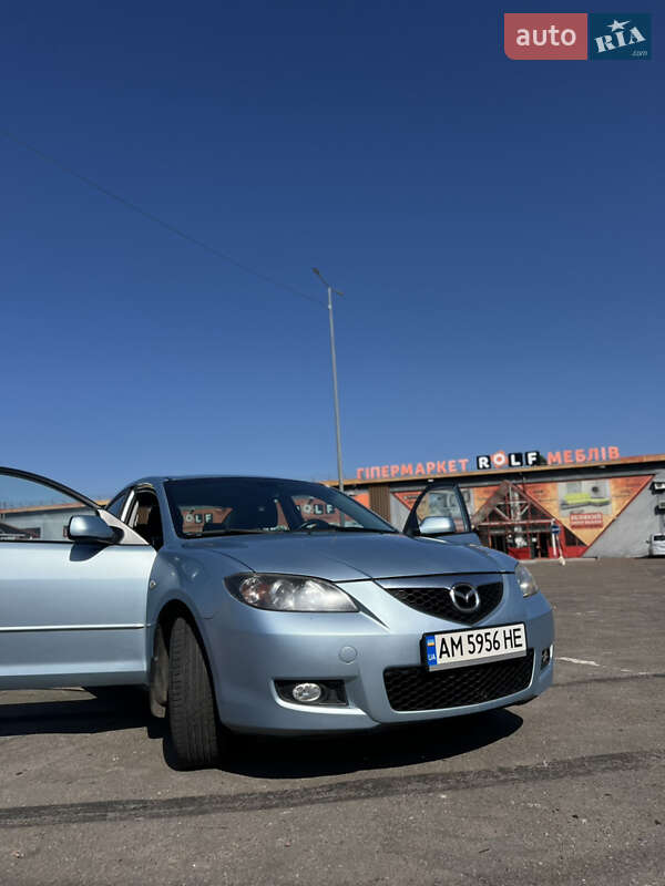 Седан Mazda 3 2007 в Житомире