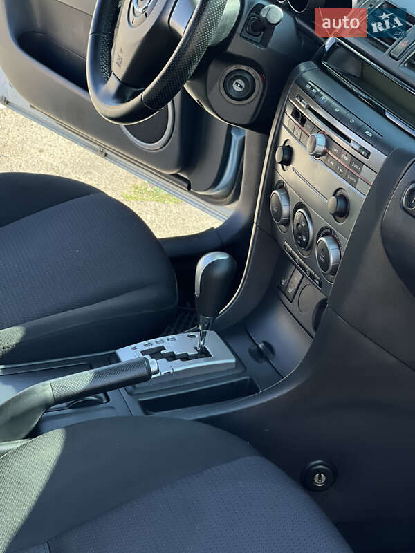 Седан Mazda 3 2007 в Житомире