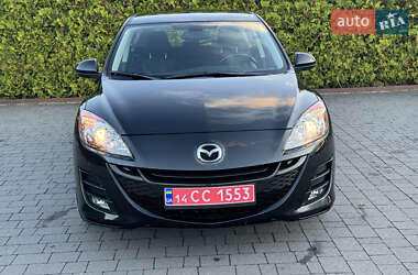 Хетчбек Mazda 3 2011 в Стрию