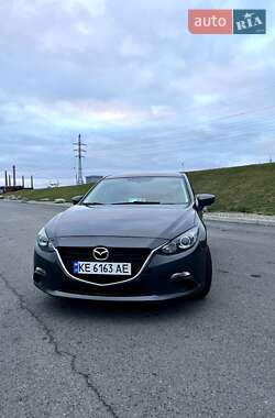 Седан Mazda 3 2013 в Дніпрі