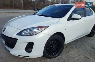 Седан Mazda 3 2012 в Дніпрі