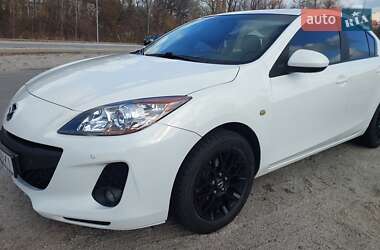 Седан Mazda 3 2012 в Днепре