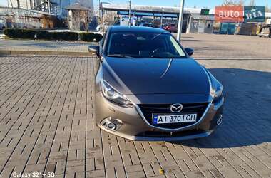 Седан Mazda 3 2014 в Киеве