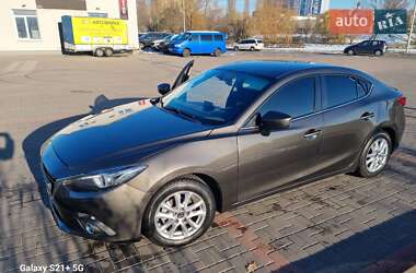 Седан Mazda 3 2014 в Киеве