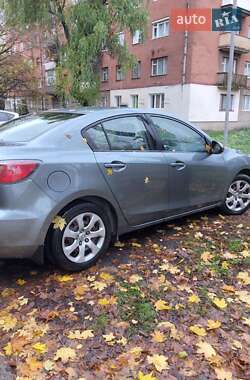 Седан Mazda 3 2012 в Львові