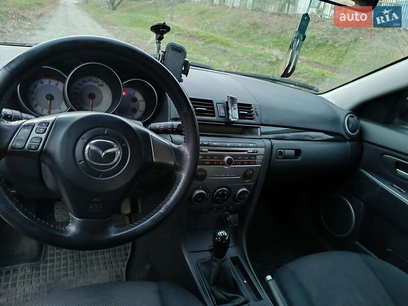 Хетчбек Mazda 3 2006 в Дніпрі