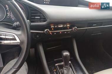 Седан Mazda 3 2019 в 