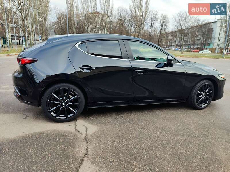 Хэтчбек Mazda 3 2019 в Львове