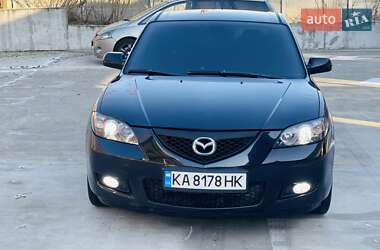 Седан Mazda 3 2007 в Киеве