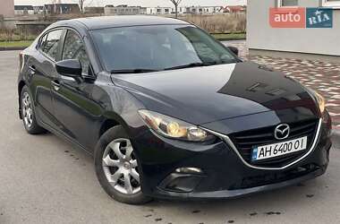 Седан Mazda 3 2015 в Дніпрі