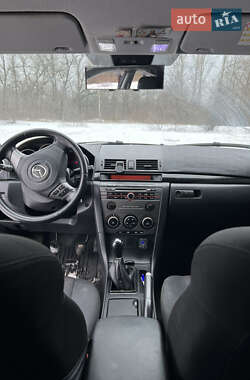 Седан Mazda 3 2006 в Днепре