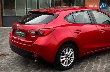 Хэтчбек Mazda 3 2015 в Киеве