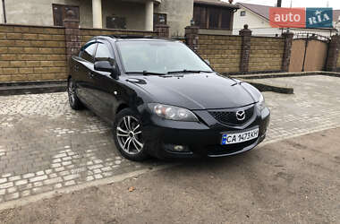 Седан Mazda 3 2006 в Смілі