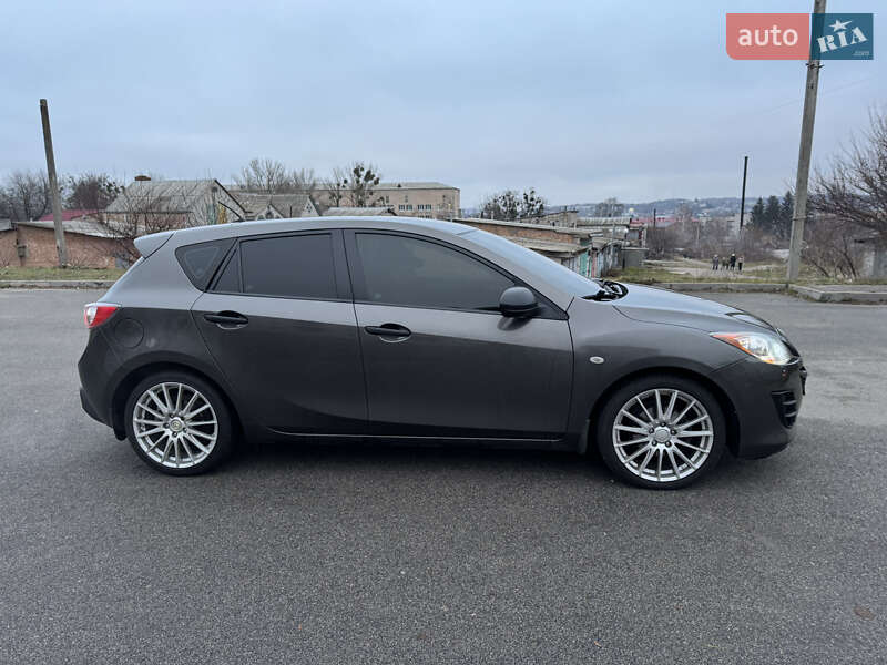 Хэтчбек Mazda 3 2009 в Богуславе