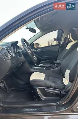 Седан Mazda 3 2013 в Киеве