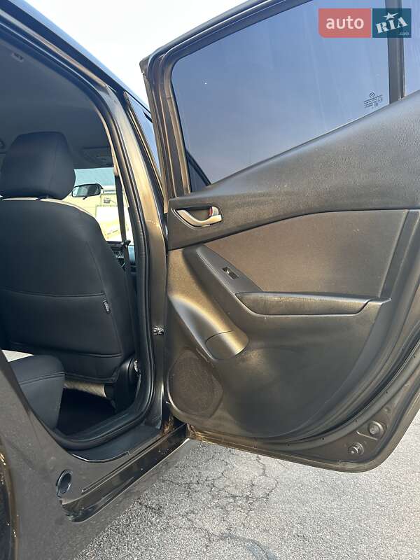 Седан Mazda 3 2013 в Киеве