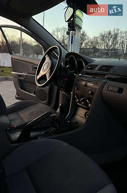 Хэтчбек Mazda 3 2006 в Львове