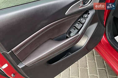 Седан Mazda 3 2018 в 