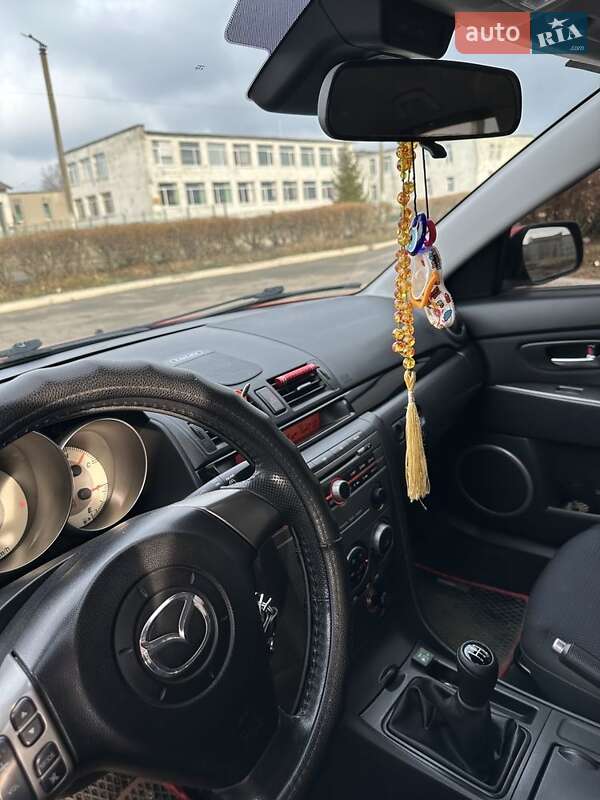 Хэтчбек Mazda 3 2007 в Синельниково