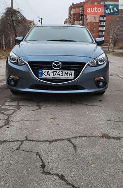 Седан Mazda 3 2015 в Полтаве