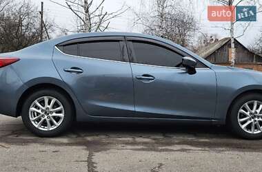 Седан Mazda 3 2015 в Полтаве