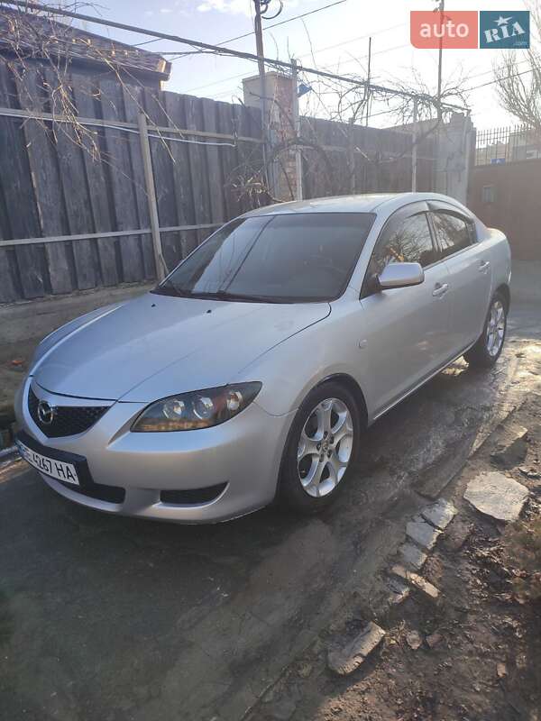 Седан Mazda 3 2004 в Миколаєві