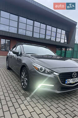 Седан Mazda 3 2018 в Львові