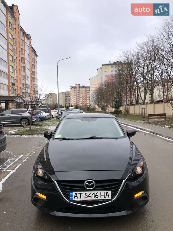 Седан Mazda 3 2013 в Івано-Франківську