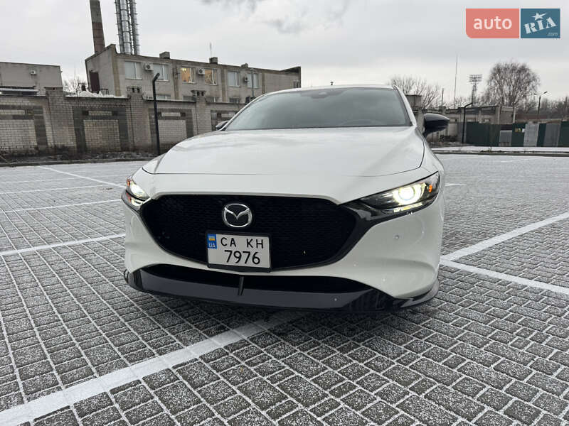 Хэтчбек Mazda 3 2022 в Черкассах