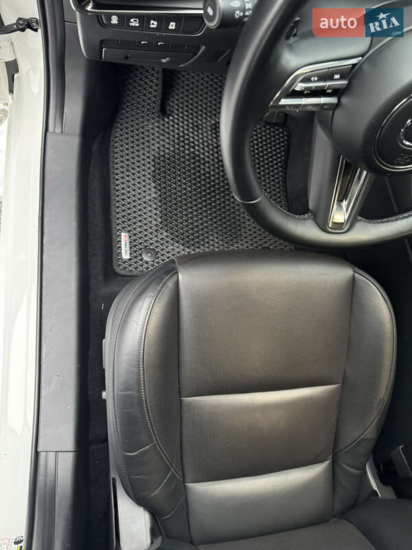 Хэтчбек Mazda 3 2022 в Черкассах