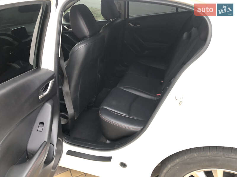 Седан Mazda 3 2015 в Одесі