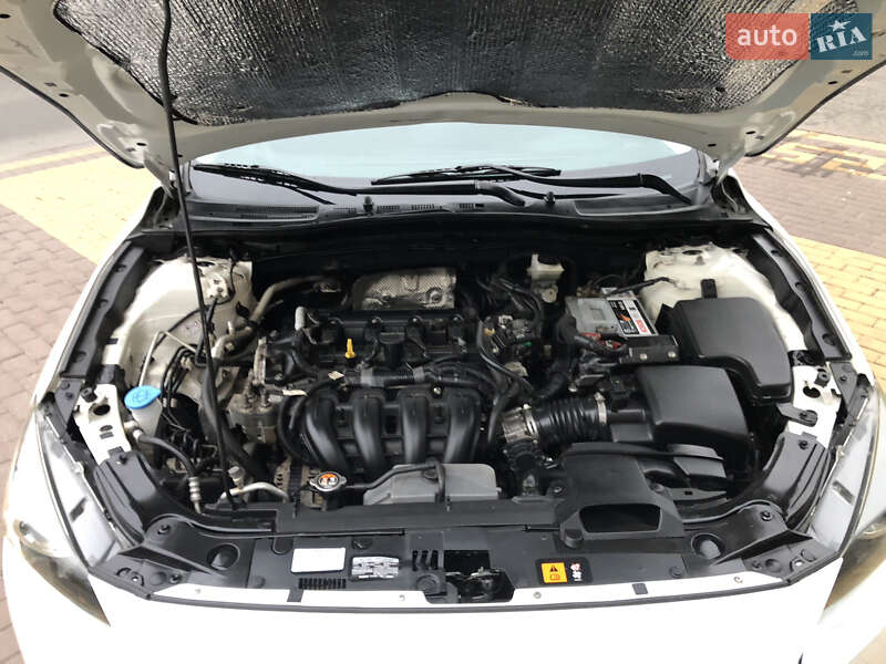 Седан Mazda 3 2015 в Одесі