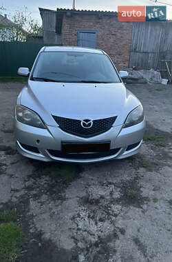 Хетчбек Mazda 3 2004 в Шептицькому