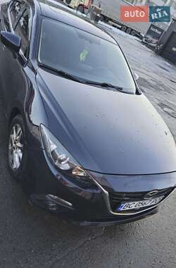 Седан Mazda 3 2014 в Львові